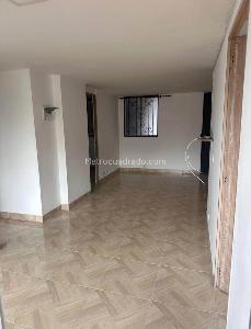 Apartamento de 3 alcobas en venta en Maria Auxiliadora, Sabaneta, 61 m² · foto 2 de 9