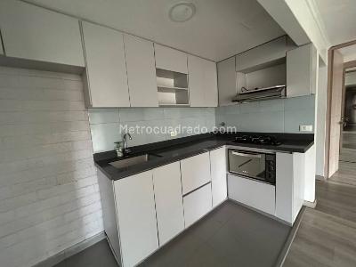 Apartamento en arriendo en Las Palmas, Medellín · foto 7 de 20