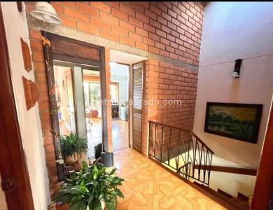Casa de 4 alcobas en venta en El Dorado, Envigado, 311 m² · foto 18 de 20