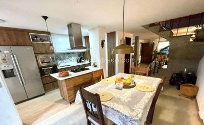 Casa de 4 alcobas en venta en El Dorado, Envigado, 311 m² · foto 3 de 20