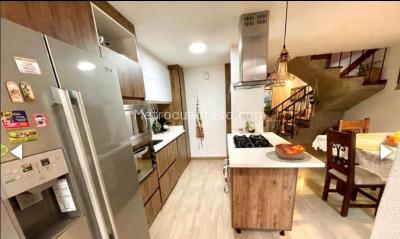 Casa de 4 alcobas en venta en El Dorado, Envigado, 311 m² · foto 5 de 20
