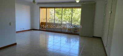 Apartamento de 3 alcobas en venta en Laureles, Medellín, 125 m² · foto 9 de 20