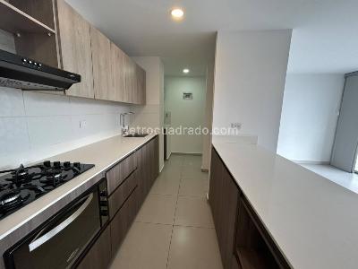 Apartamento de 3 alcobas en arriendo en San Diego, Medellín, 80 m² · foto 2 de 13