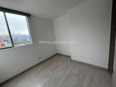 Apartamento de 3 alcobas en arriendo en San Diego, Medellín, 80 m² · foto 5 de 13