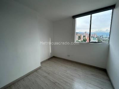 Apartamento de 3 alcobas en arriendo en San Diego, Medellín, 80 m² · foto 6 de 13