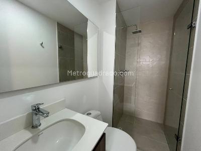Apartamento de 3 alcobas en arriendo en San Diego, Medellín, 80 m² · foto 8 de 13
