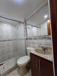 Apartamento de 4 alcobas en venta en Los Colores, Medellín, 73 m² · foto 7 de 16