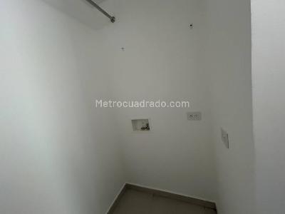 Apartamento de 3 alcobas en arriendo en San Diego, Medellín, 77 m² · foto 11 de 11