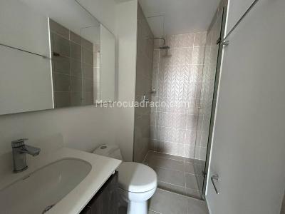 Apartamento de 3 alcobas en arriendo en San Diego, Medellín, 77 m² · foto 8 de 11