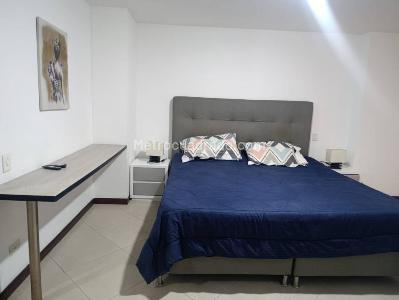 Apartamento de 2 alcobas en venta en Lorena, Medellín, 156 m² · foto 10 de 20