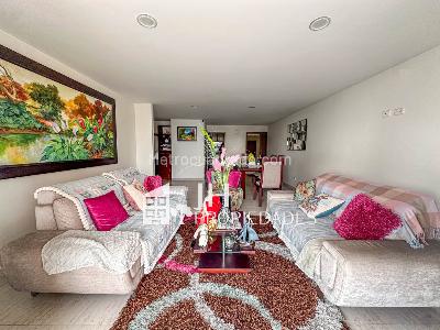 Apartamento de 3 alcobas en venta en Sotomayor, Bucaramanga, 136 m² · foto 2 de 17
