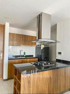 Apartamento de 3 alcobas en venta en Provenza, Bucaramanga, 81 m² · foto 3 de 12