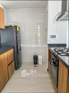 Apartamento de 3 alcobas en venta en Provenza, Bucaramanga, 81 m² · foto 4 de 12