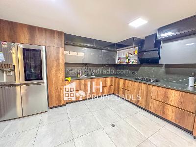 Casa de 4 alcobas en venta en Terrazas, Bucaramanga, 135 m² · foto 2 de 19