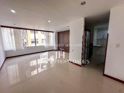 Apartamento de 2 alcobas en venta en Cabecera Del Llano, Bucaramanga, 72 m² · foto 2 de 14