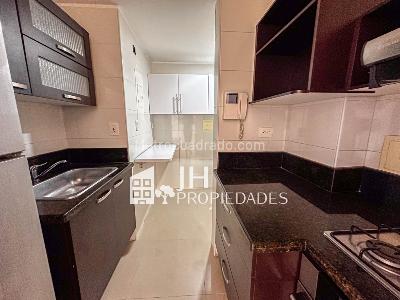 Apartamento de 2 alcobas en venta en Cabecera Del Llano, Bucaramanga, 72 m² · foto 12 de 14