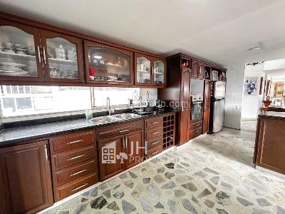 Apartamento de 5 alcobas en venta en Sotomayor, Bucaramanga, 235 m² · foto 8 de 20