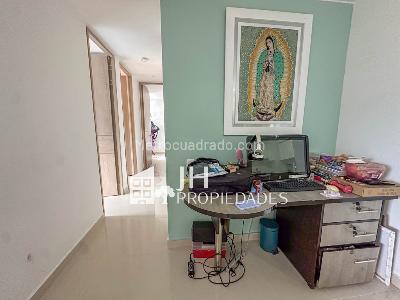 Apartamento de 3 alcobas en venta en Floridablanca, Floridablanca, 83 m² · foto 4 de 18