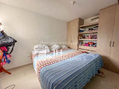 Apartamento de 3 alcobas en venta en Floridablanca, Floridablanca, 83 m² · foto 8 de 18