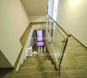 Casa de 5 alcobas en venta en Cabecera Del Llano, Bucaramanga, 310 m² · foto 11 de 17