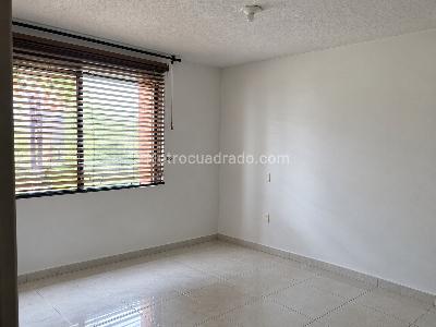 Apartamento de 4 alcobas en venta en Cañaveral, Floridablanca, 99 m² · foto 6 de 9