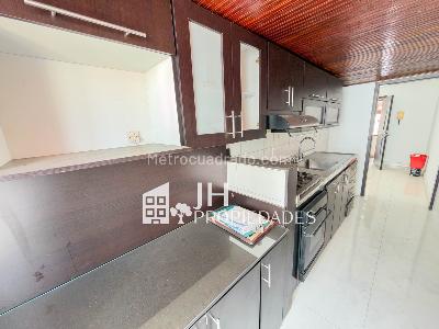 Apartamento de 4 alcobas en venta en Villa Firenze, Floridablanca, 132 m² · foto 6 de 17
