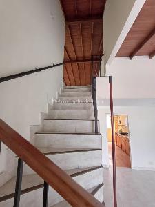 Apartamento de 3 alcobas en venta en Cerro Nutibara, Medellín, 213 m² · foto 17 de 19