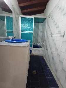 Apartamento de 3 alcobas en venta en Cerro Nutibara, Medellín, 213 m² · foto 10 de 19