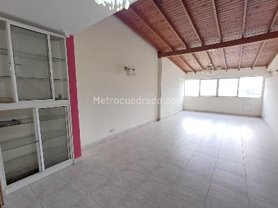 Apartamento de 3 alcobas en venta en Cerro Nutibara, Medellín, 213 m² · foto 9 de 19