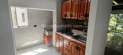 Apartamento de 3 alcobas en venta en Laureles Nogal, Medellín, 71 m² · foto 4 de 20