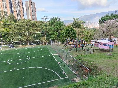 Casa de 3 alcobas en venta en Belen Rodeo Alto, Medellín, 80 m² · foto 17 de 18