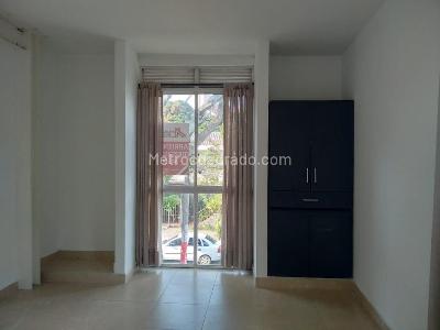 Apartaestudio en arriendo en El Lido, Cali · foto 11 de 16