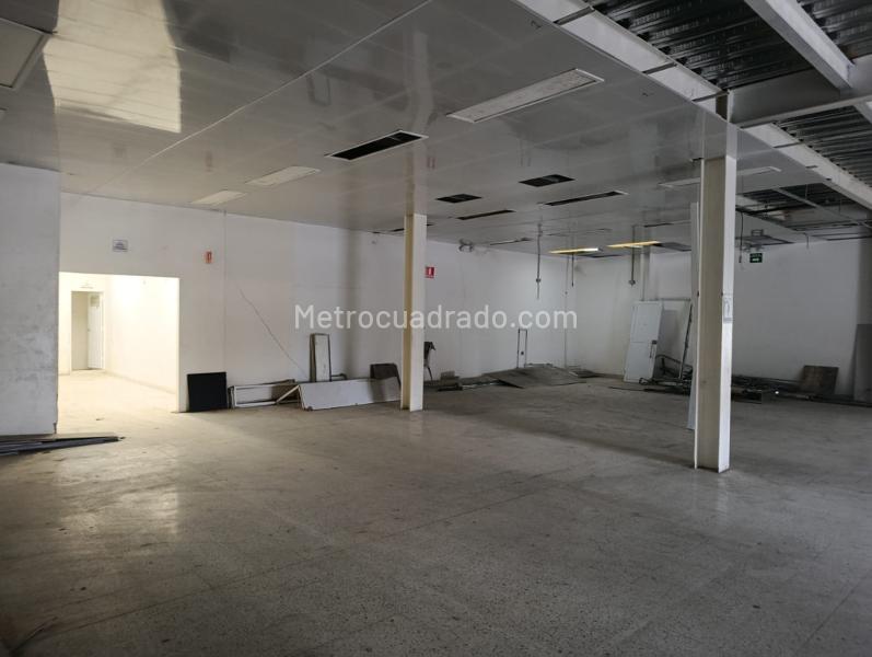 Local Comercial en Arriendo, Calima, Cali - Vista 3