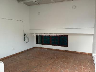 Casa de 5 alcobas en venta en Prados Del Norte, Cali, 400 m² · foto 13 de 16