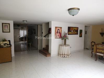 Casa de 5 alcobas en venta en El Lido, Cali, 201 m² · foto 5 de 20