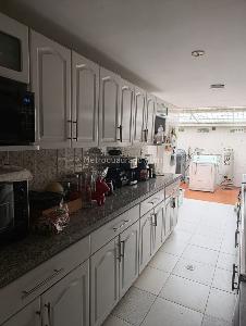 Casa de 5 alcobas en venta en El Lido, Cali, 201 m² · foto 11 de 20