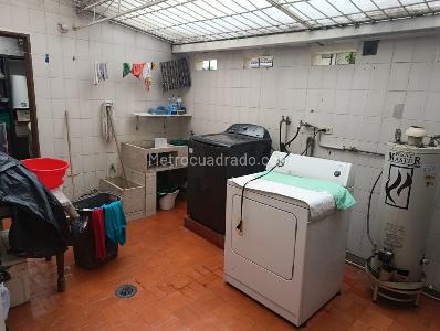 Casa de 5 alcobas en venta en El Lido, Cali, 201 m² · foto 12 de 20