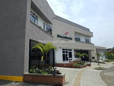 Apartamento de 2 alcobas en venta en Valle Del Lili, Cali, 48 m² · foto 2 de 20