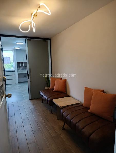 Consultorio en Arriendo, San Fernando Nuevo, Cali - Más