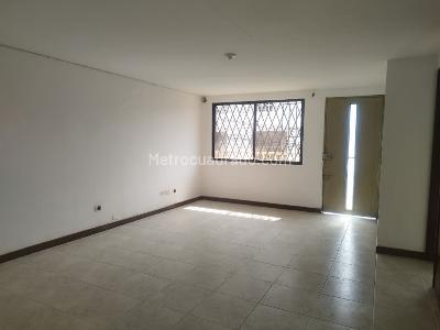 Casa de 3 alcobas en venta en Panamericano, Cali, 95 m² · foto 3 de 13