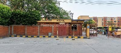 Apartamento de 3 alcobas en venta en Manzanares, Cali, 63 m² · foto 2 de 2