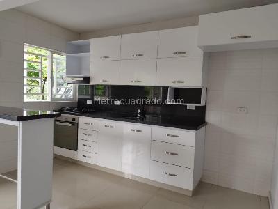 Casa de 5 alcobas en venta en El Limonar, Cali, 120 m² · foto 13 de 20