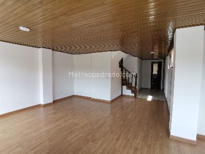 Apartamento de 3 alcobas en venta en El Batán, Bogotá, 113 m² · foto 4 de 20