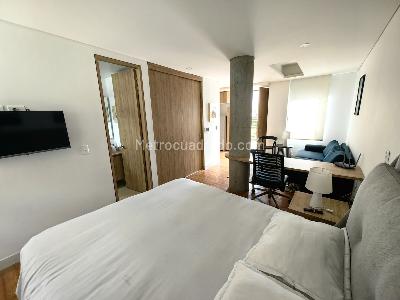 Apartaestudio en venta en La Candelaria, Bogotá, 28 m² · foto 8 de 13