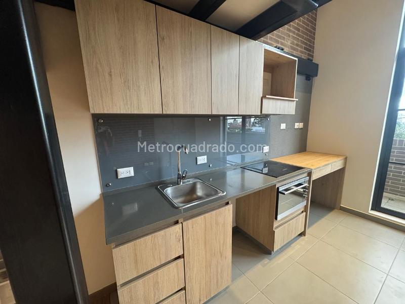 Piso – Bogotá, Polo Club, Localidad Barrios Unidos - Más