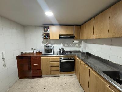 Apartamento de 3 alcobas en venta en Parque Del Virrey, Bogotá, 115 m² · foto 5 de 14
