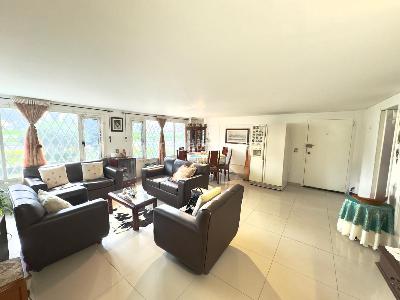 Apartamento de 3 alcobas en venta en Parque Del Virrey, Bogotá, 115 m² · foto 2 de 14