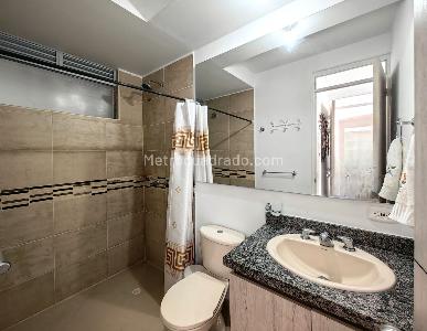 Apartamento de 3 alcobas en venta en Aqualina Orange, Girardot, 64 m² · foto 6 de 12