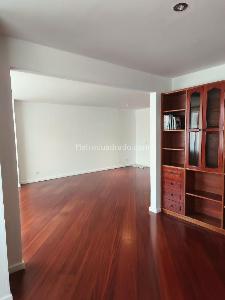 Apartamento de 2 alcobas en arriendo en Santa Barbara Central, Bogotá, 90 m² · foto 5 de 15