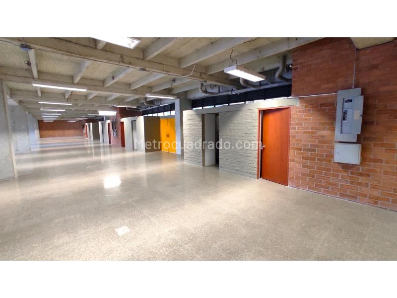 Oficina en Arriendo, Guayabal, Medellín - Más